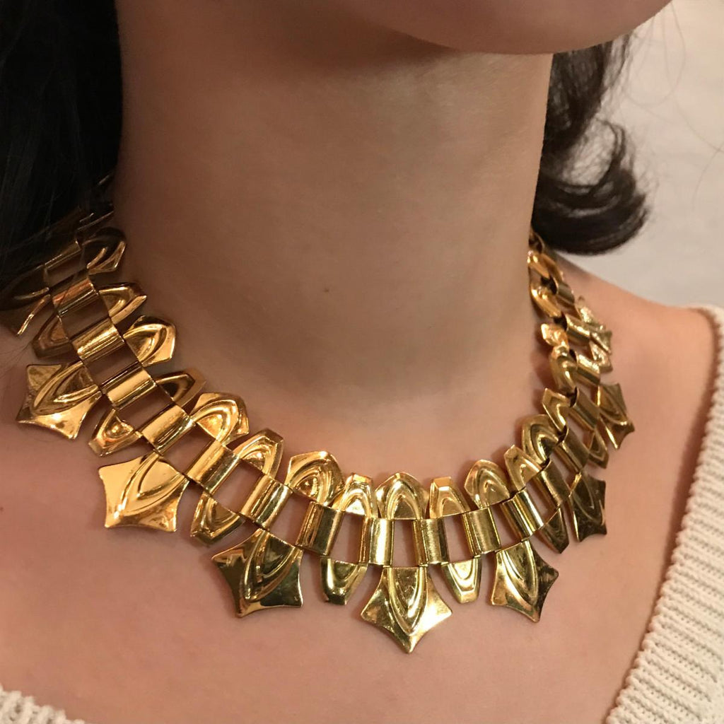 Sunday Brunch: Chokers & Collars