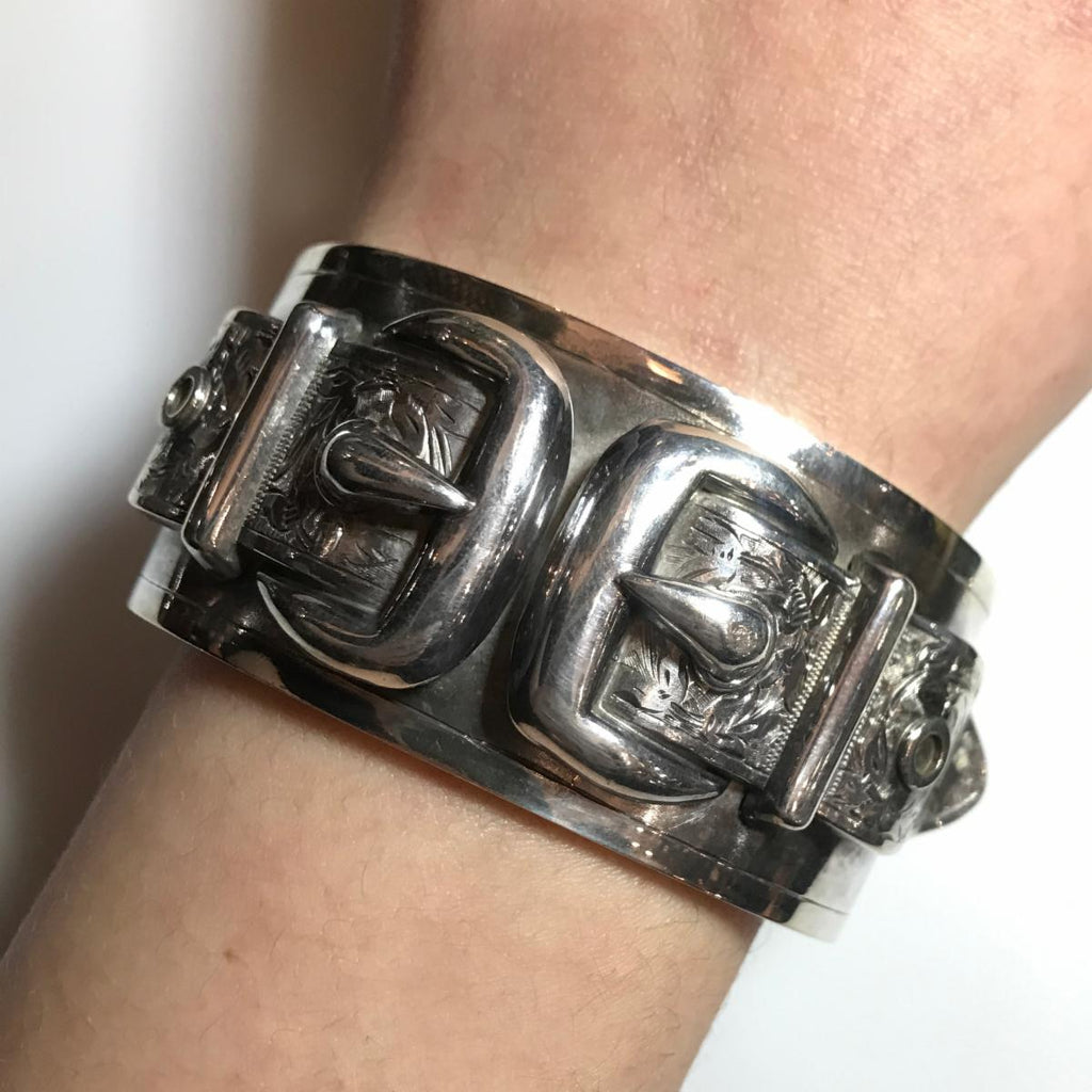 Sunday Brunch: Buckle Jewelry