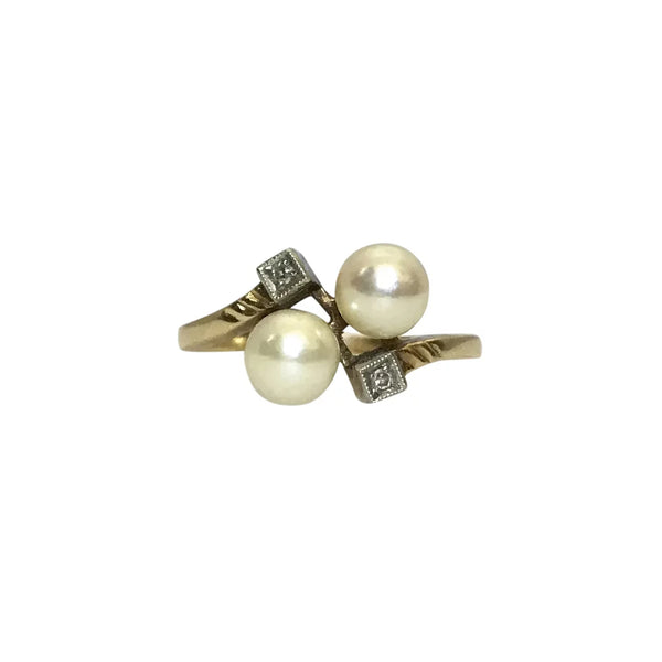 1940s Toi et Moi 14k Gold Cultured Pearls and Diamond Ring